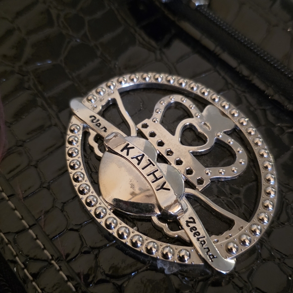 Kathy Van Zeeland Black Crocodile Embossed Rolling Suitcase + Laptop Bag - Picture 11 of 11